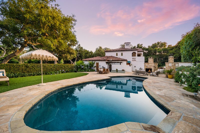 alberca piscina casa frontal